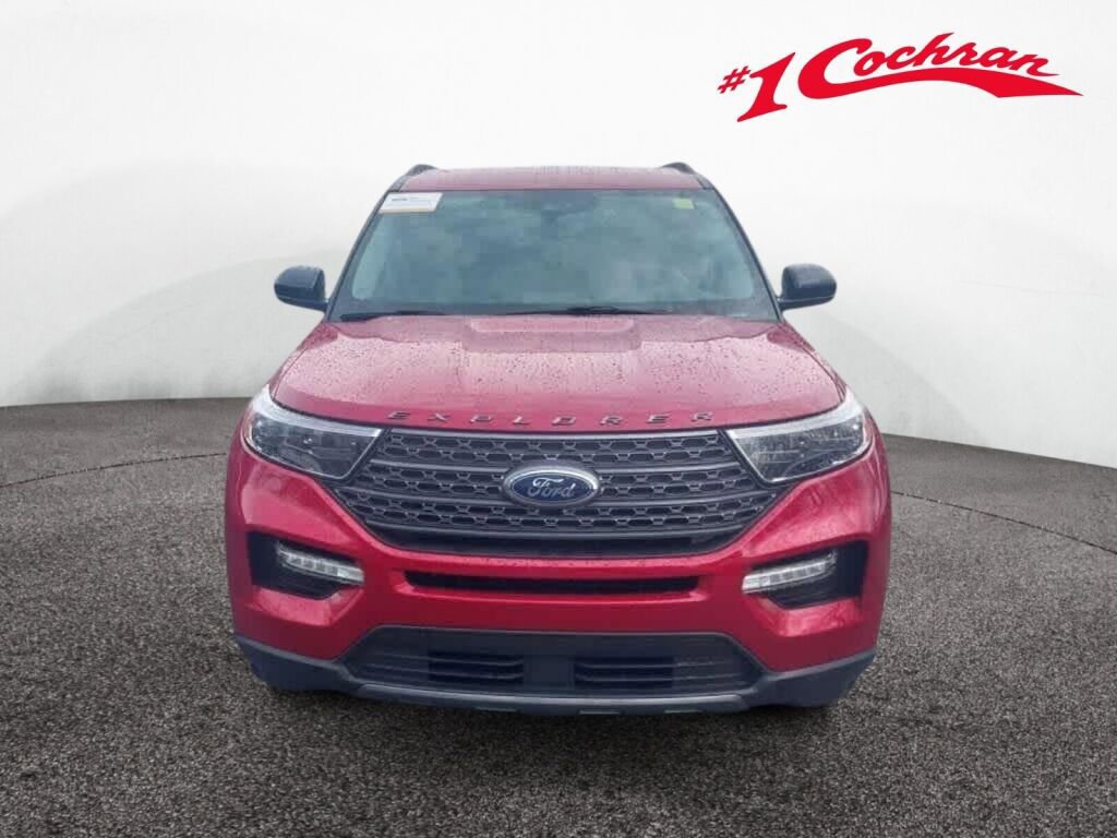 Certified 2023 Ford Explorer XLT w/ Equipment Group 202A AWD/4WD image 29