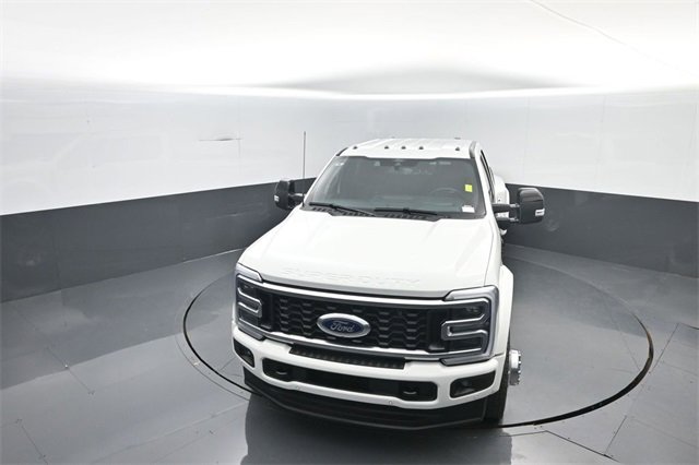 Certified 2025 Ford F450 Platinum image 18