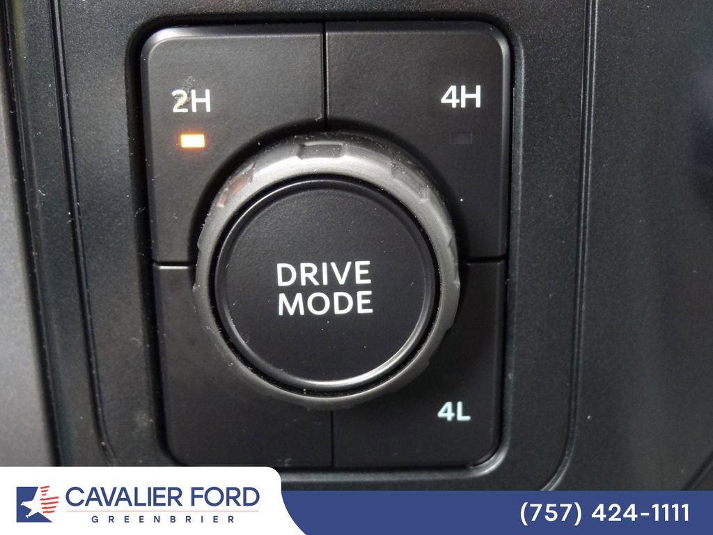 Certified 2025 Ford F150 XLT w/ Equipment Group 301A Standard AWD/4WD image 19