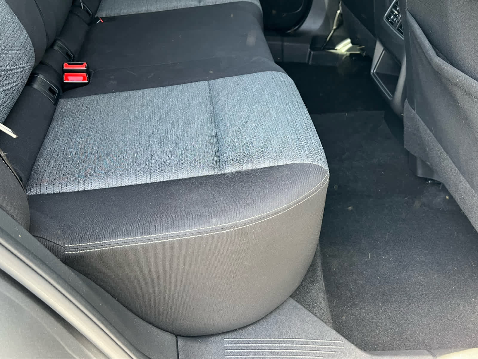 Used 2021 Nissan Rogue S AWD/4WD image 21