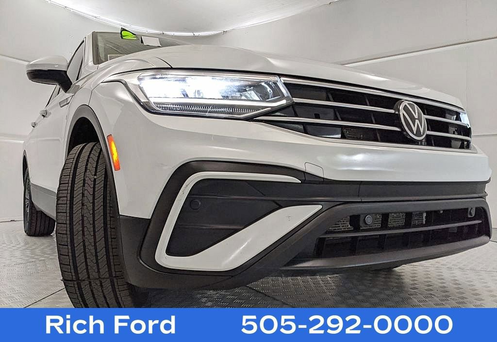 Used 2022 Volkswagen Tiguan SE image 23