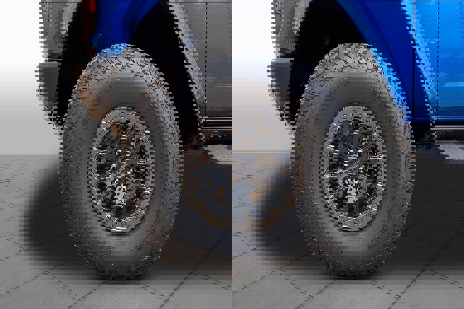 Certified 2024 Ford Bronco Raptor w/ Interior Carbon Fiber Pack 6 AWD/4WD image 13