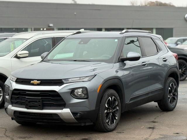 Used 2021 Chevrolet TrailBlazer LT w/ Driver Confidence Package video 3