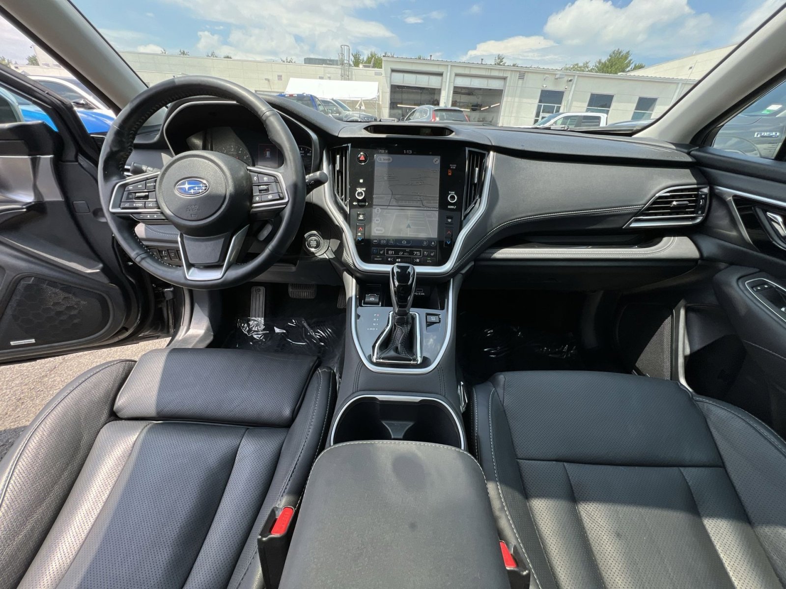 Used 2023 Subaru Outback Touring AWD/4WD image 31