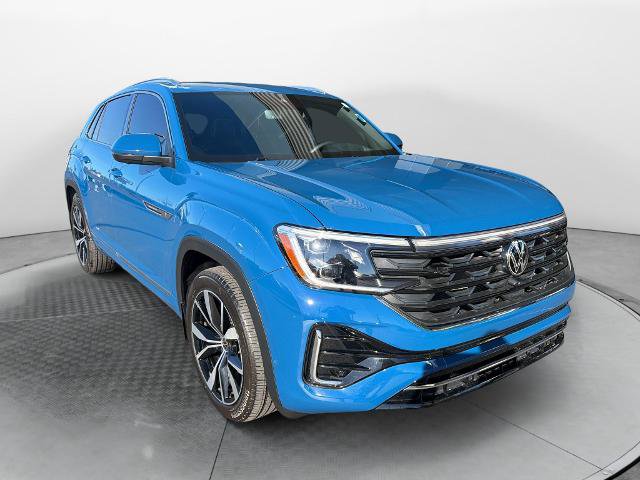 Used 2026 Volkswagen Atlas Cross Sport SEL Premium R-Line AWD/4WD image 1