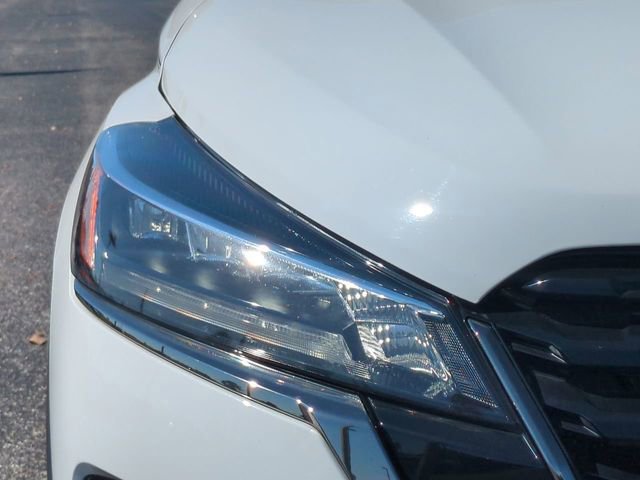 Used 2021 Nissan Kicks SR w/ SR Premium Package image 10