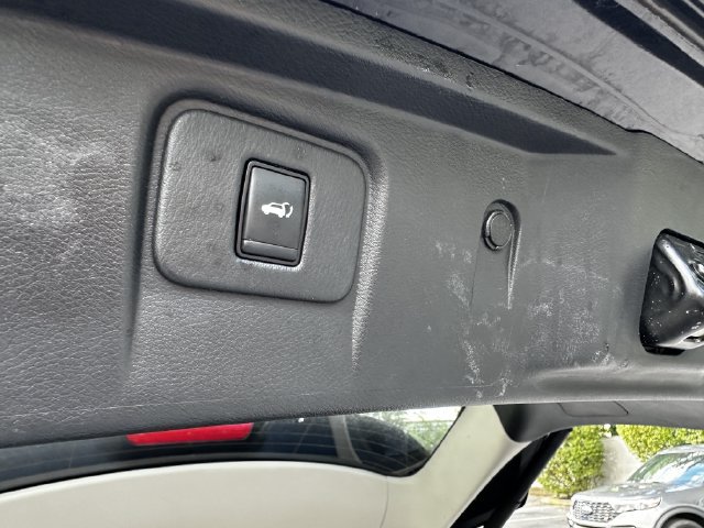 Used 2020 Nissan Murano SL w/ Moonroof Package AWD/4WD image 44