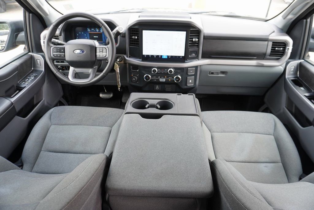 Certified 2025 Ford F150 XLT w/ Equipment Group 301A Standard image 15