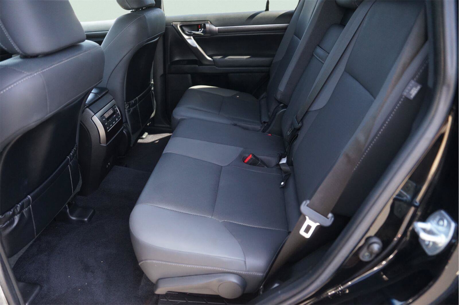 Used 2022 Lexus GX 460 w/ Black Line Special Edition AWD/4WD image 13