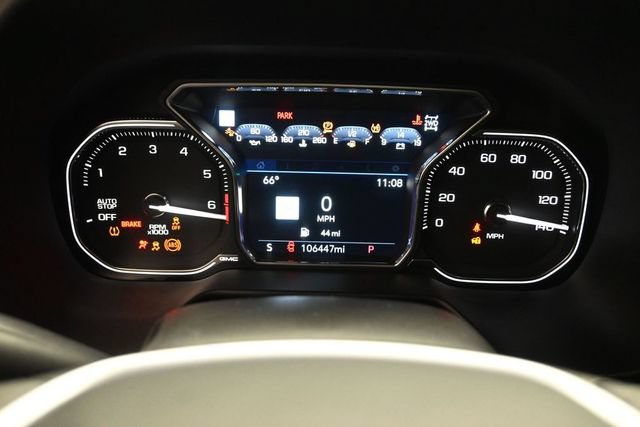 Used 2021 GMC Yukon XL SLT w/ SLT Luxury Plus Package AWD/4WD image 13