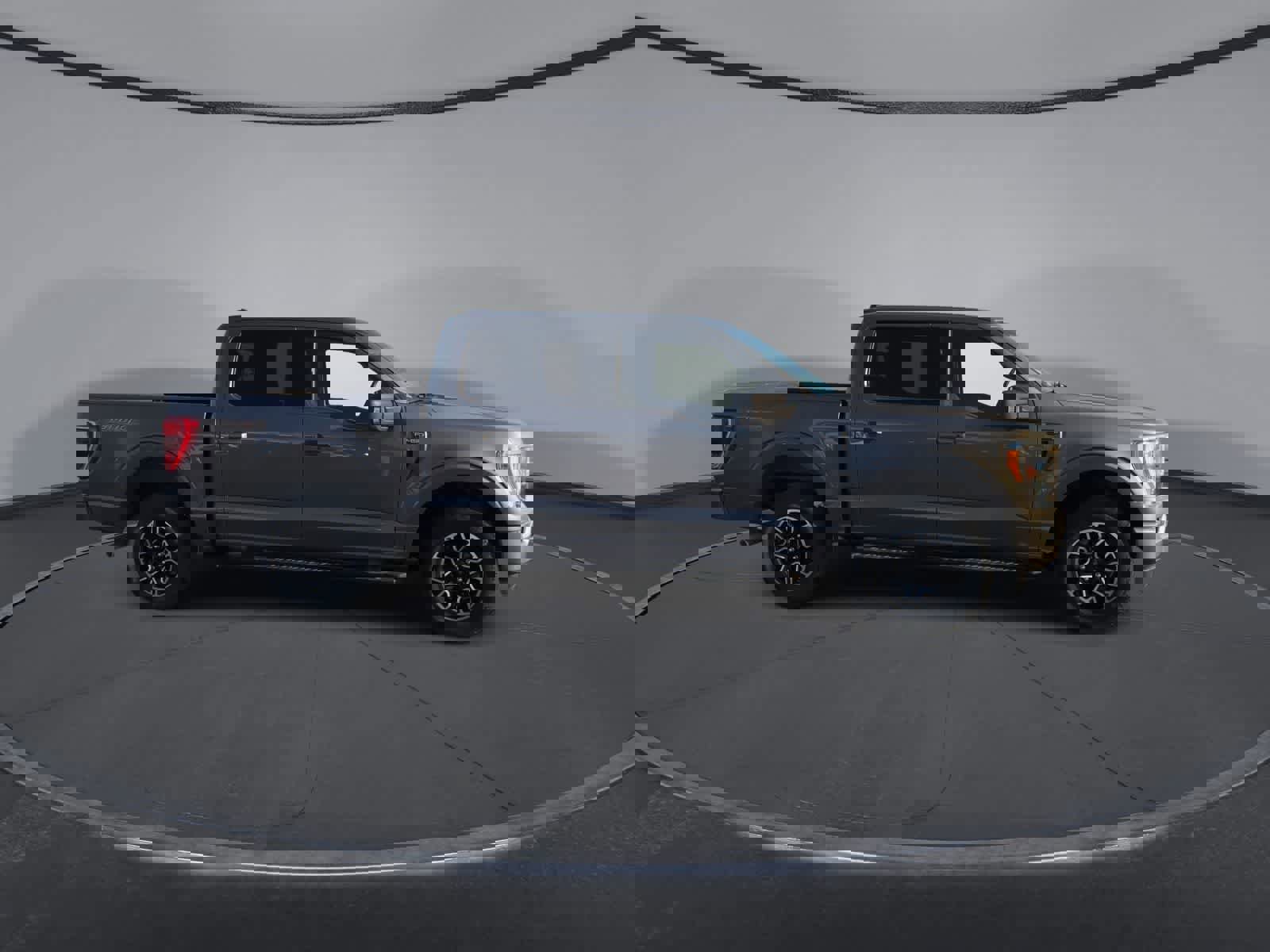 Certified 2022 Ford F150 XLT w/ Equipment Group 302A High image 9