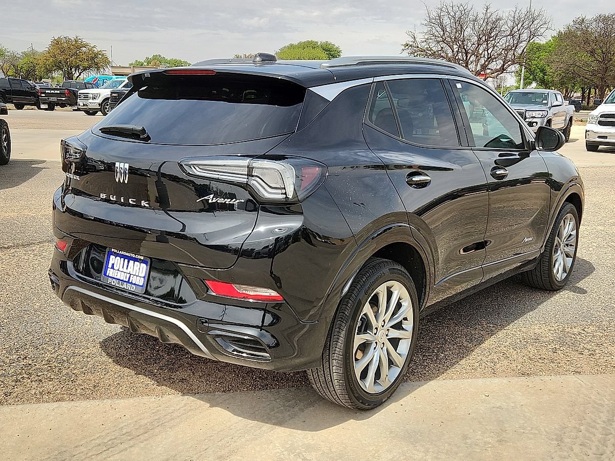 Used 2024 Buick Encore GX Avenir FWD image 3