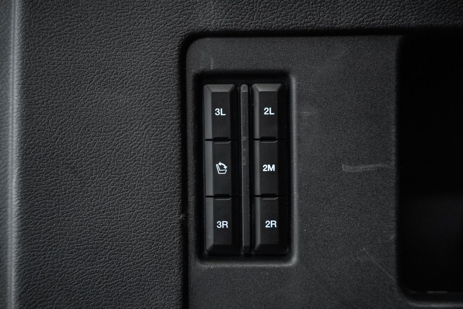 Certified 2023 Ford Expedition Max XLT image 23