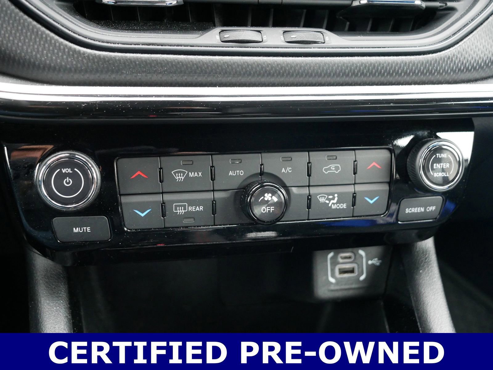 Used 2024 Jeep Compass Trailhawk image 22