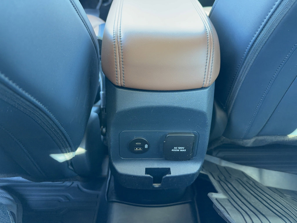 Certified 2022 Ford Maverick Lariat w/ Lariat Luxury Package FWD image 30