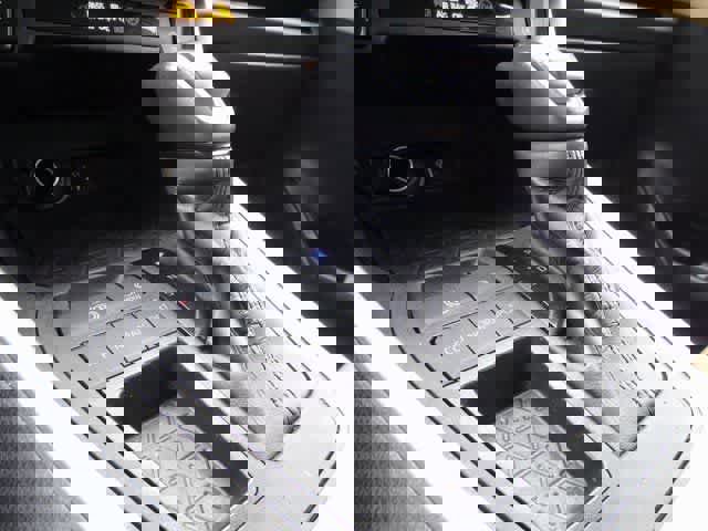 Used 2023 Toyota RAV4 XLE Premium image 29