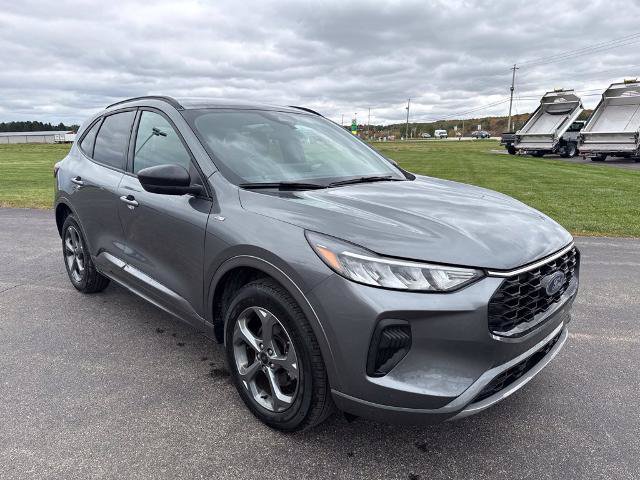 Certified 2024 Ford Escape ST-Line w/ Tech Pack #1 AWD/4WD image 2