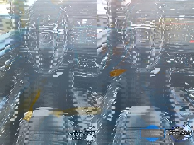 Used 2024 GMC Sierra 2500 AT4X image 9