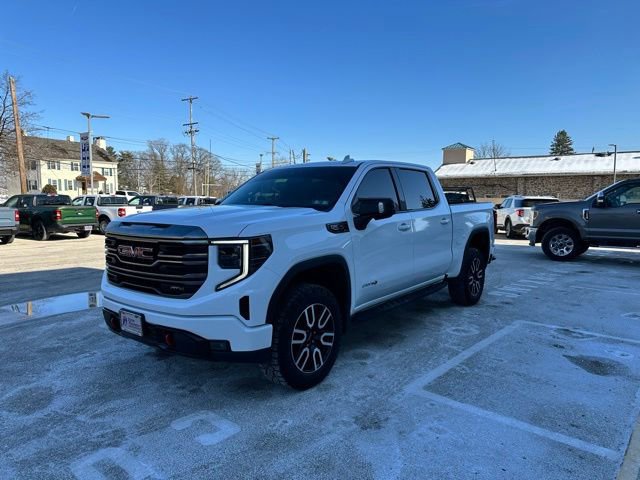 Used 2022 GMC Sierra 1500 AT4 w/ AT4 Preferred Package image 2
