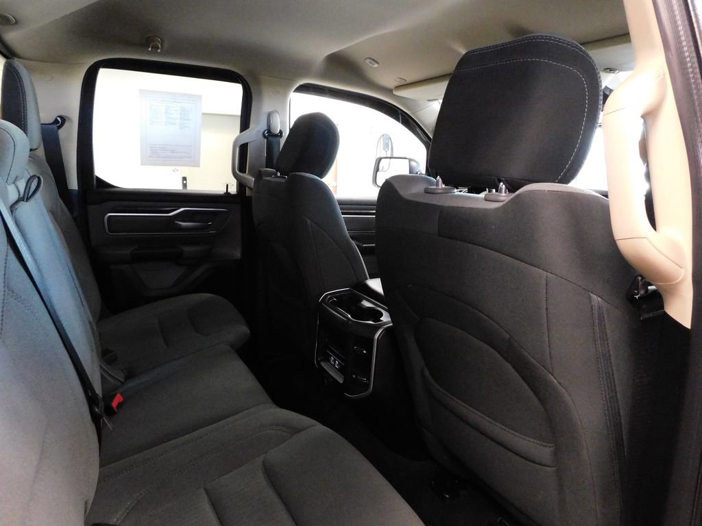 Used 2020 RAM 1500 Big Horn AWD/4WD image 40