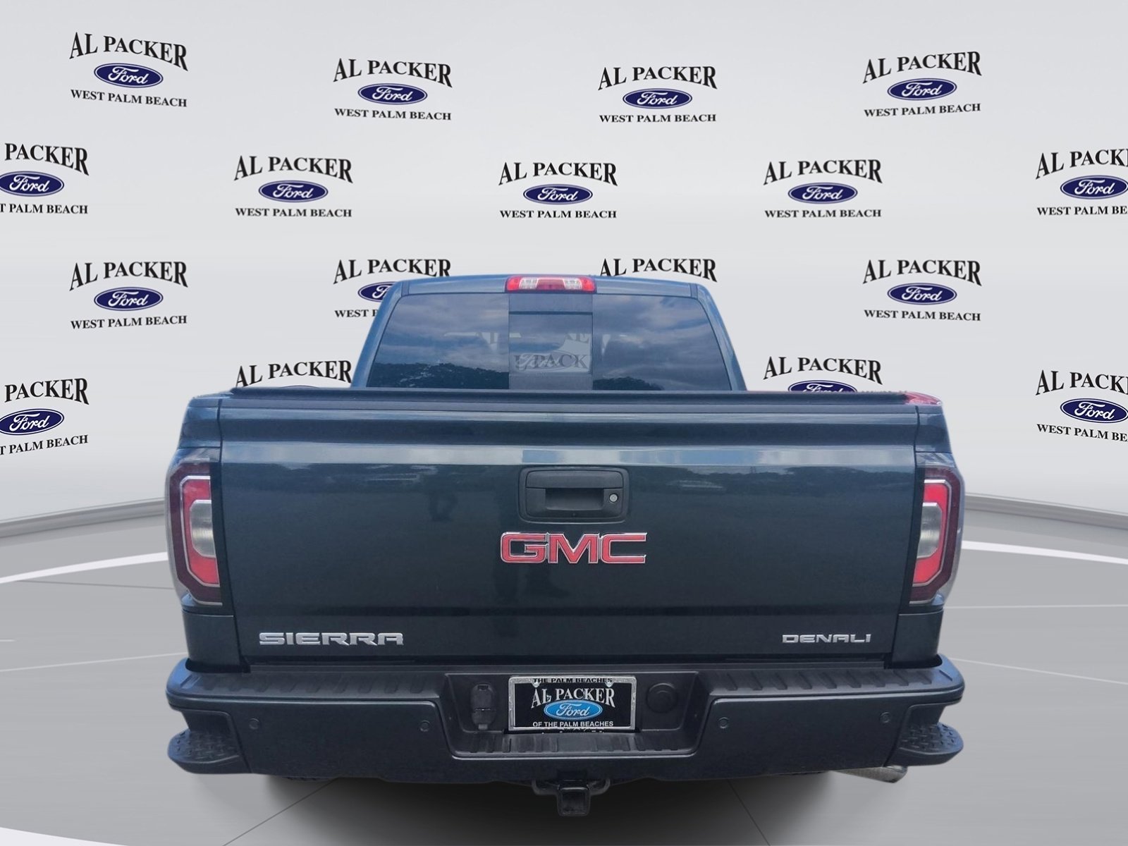 Used 2017 GMC Sierra 1500 Denali w/ Denali Ultimate Package AWD/4WD image 4