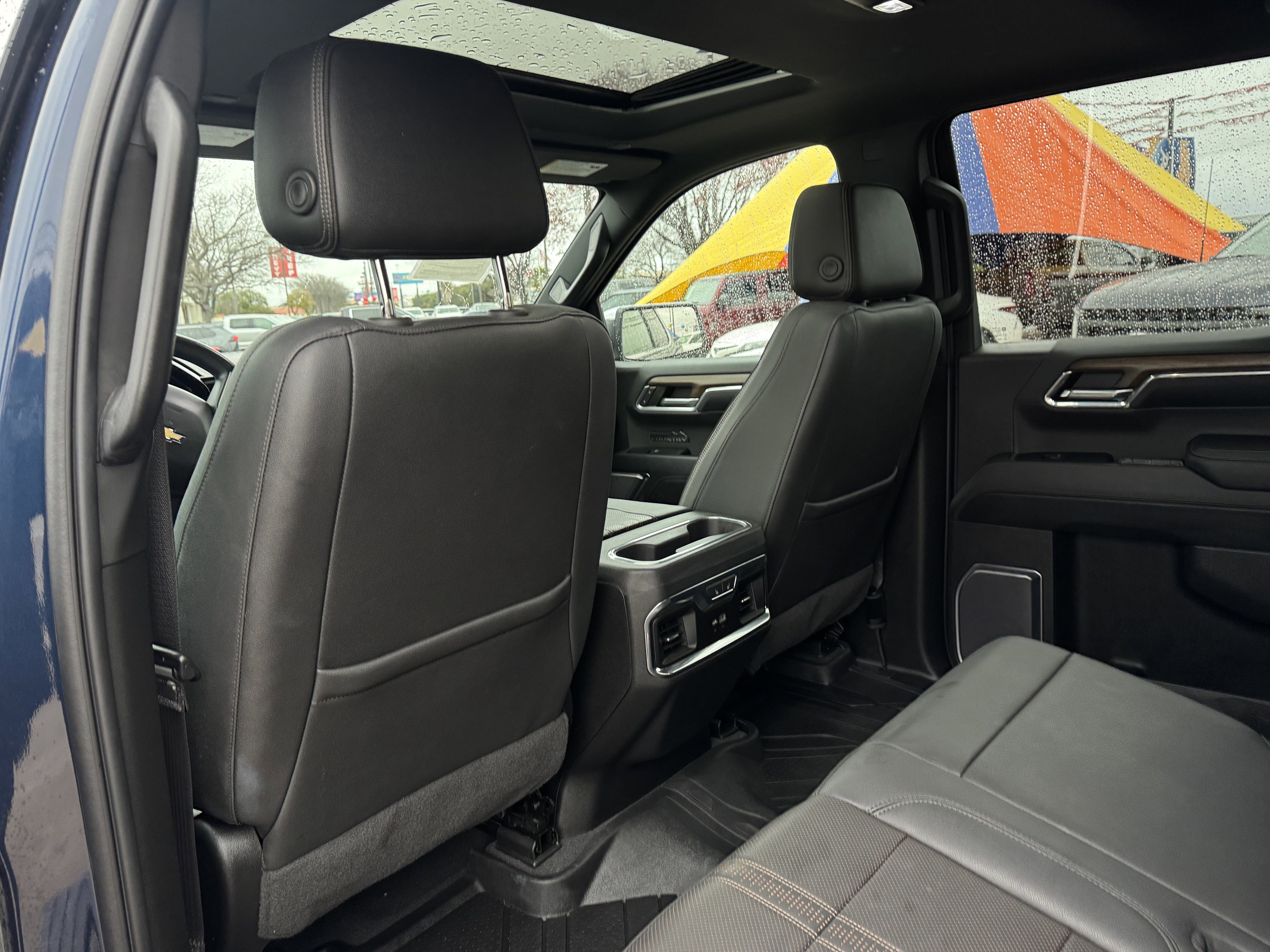 Used 2023 Chevrolet Silverado 1500 High Country w/ High Country Premium Package image 15