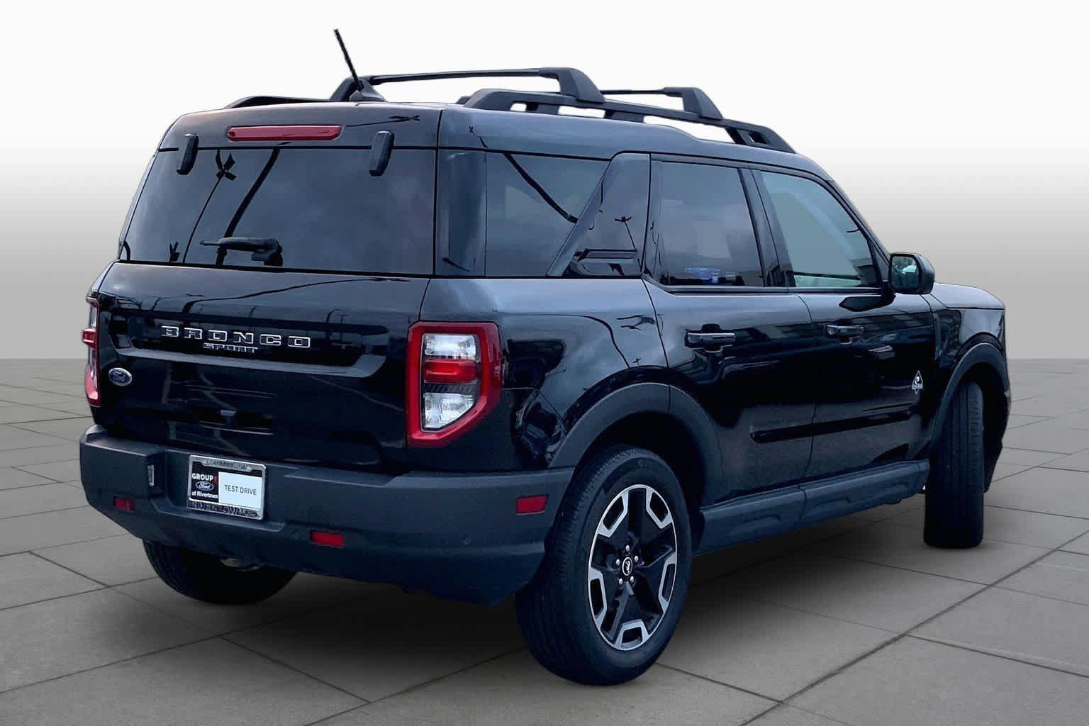 Certified 2023 Ford Bronco Sport Outer Banks AWD/4WD image 12