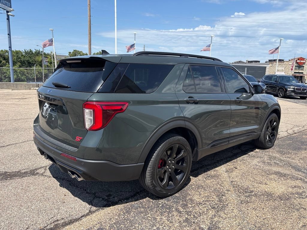 Certified 2024 Ford Explorer ST w/ Equipment Group 401A AWD/4WD image 7