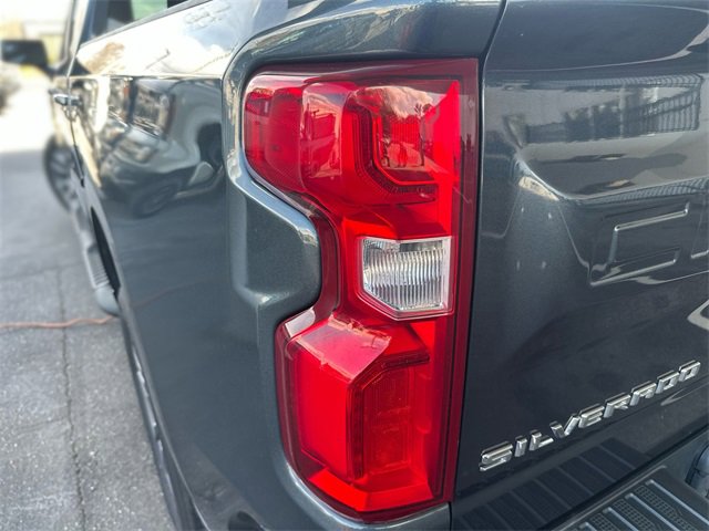 Used 2020 Chevrolet Silverado 1500 RST image 23