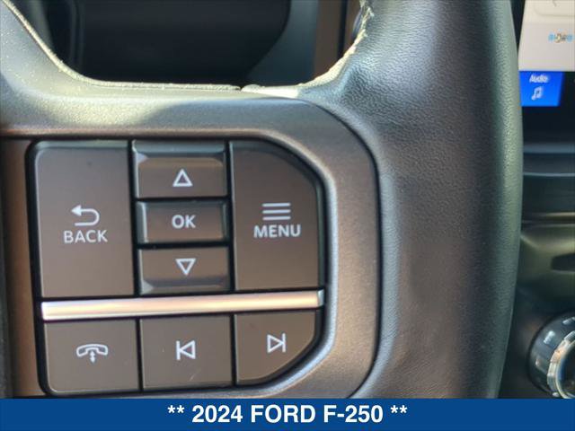 Certified 2024 Ford F250 Lariat w/ Lariat Ultimate Package AWD/4WD image 15