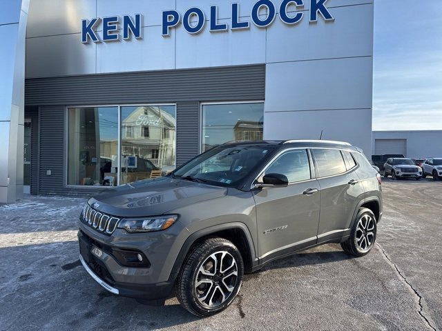 Used 2022 Jeep Compass Limited image 2