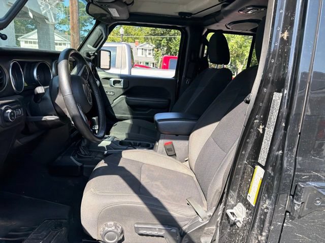 Used 2020 Jeep Gladiator Sport w/ Quick Order Package 24S AWD/4WD image 8