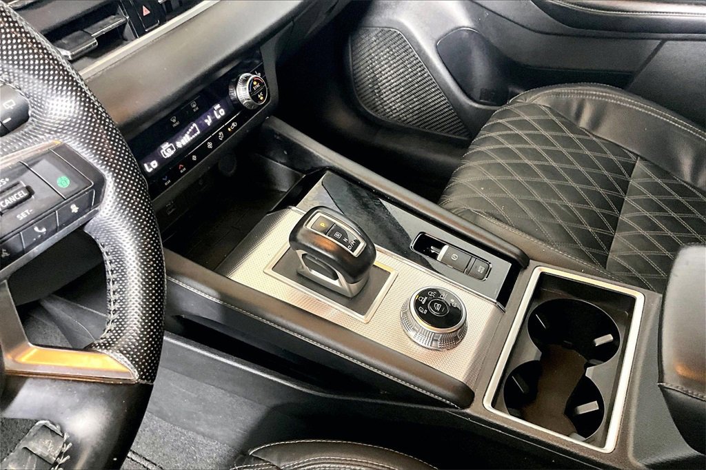 Used 2022 Mitsubishi Outlander SEL image 13