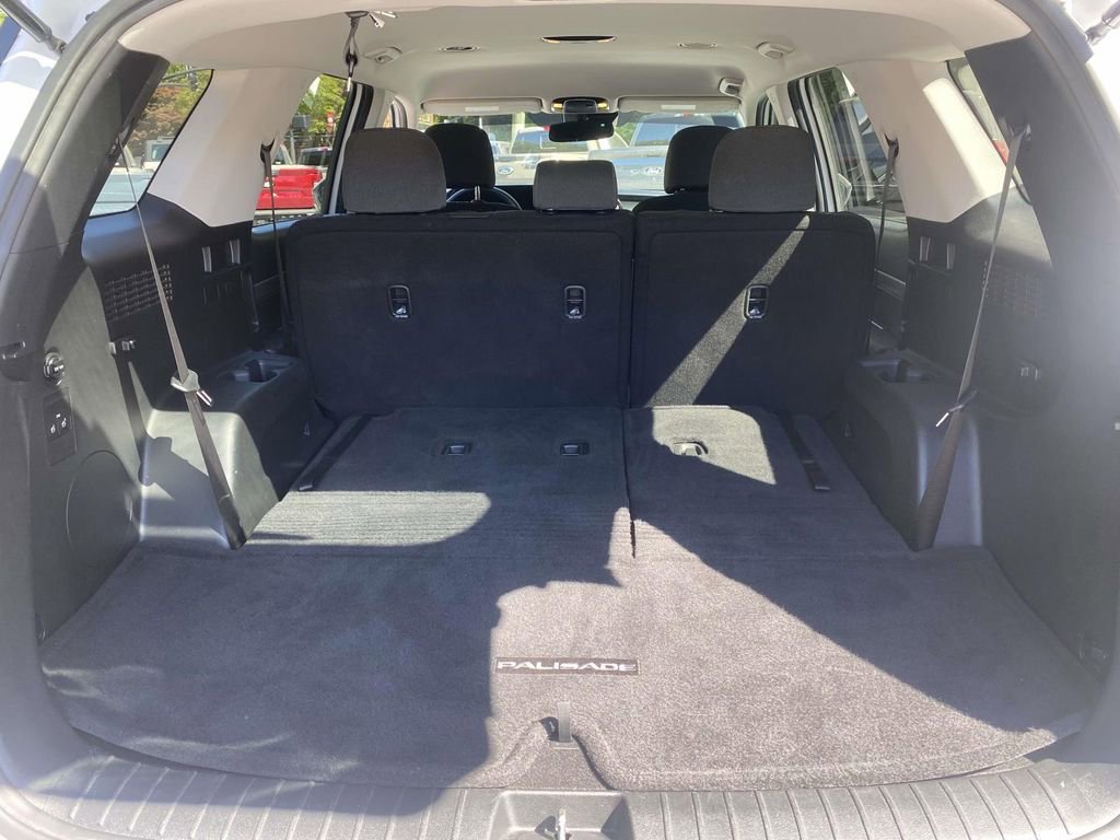 Used 2022 Hyundai Palisade SE FWD image 10