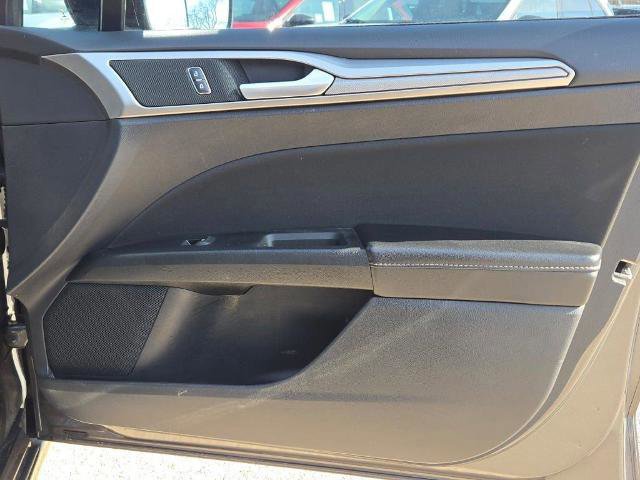 Certified 2020 Ford Fusion SE image 10