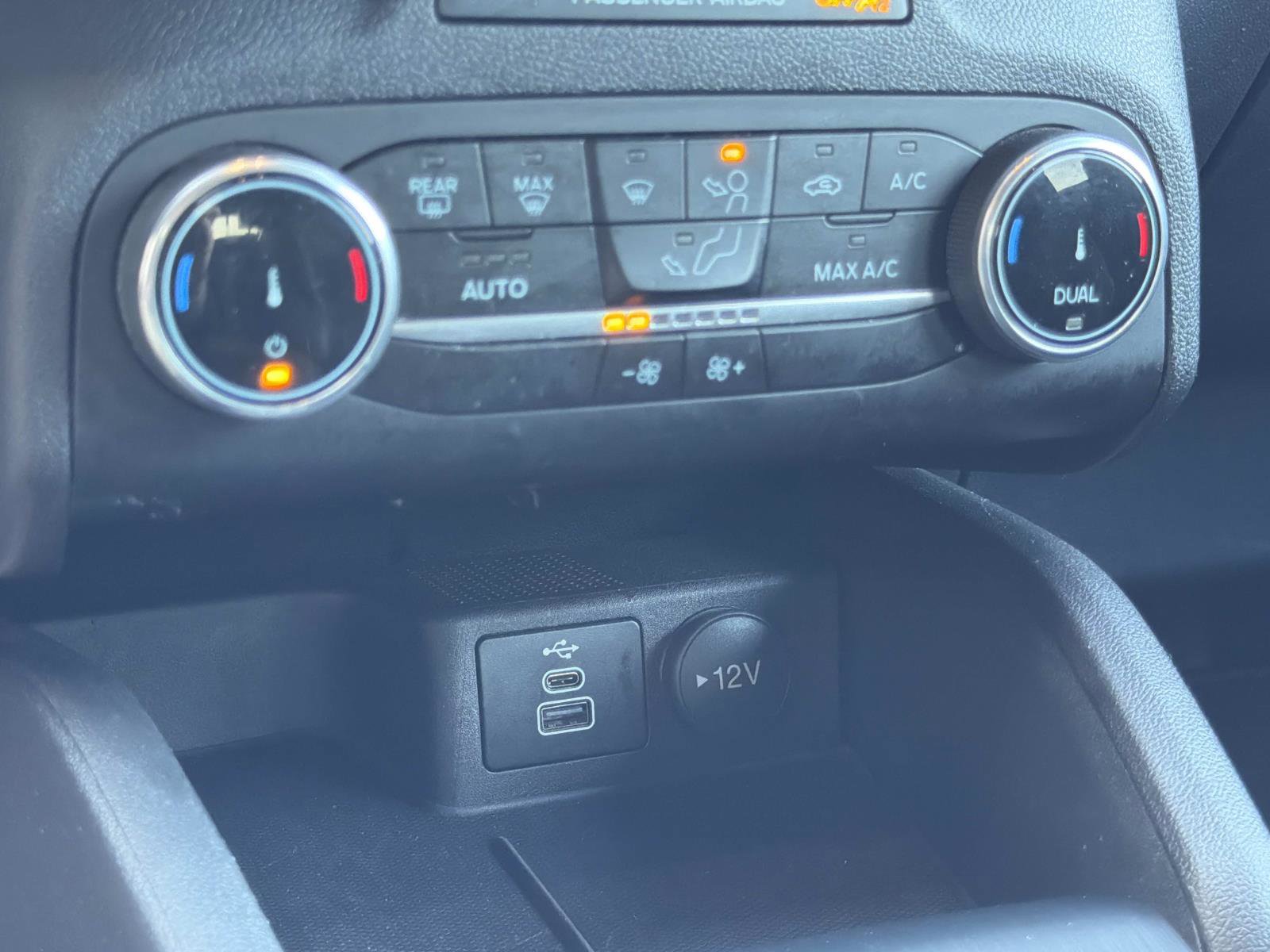 Certified 2025 Ford Escape ST-Line FWD image 21
