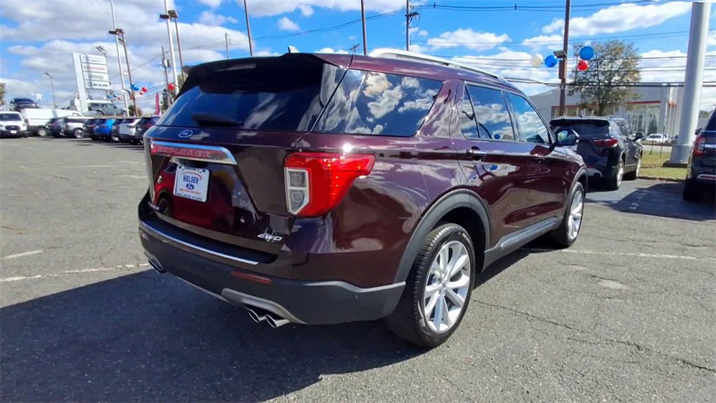 Certified 2023 Ford Explorer Platinum w/ Premium Technology Package image 7