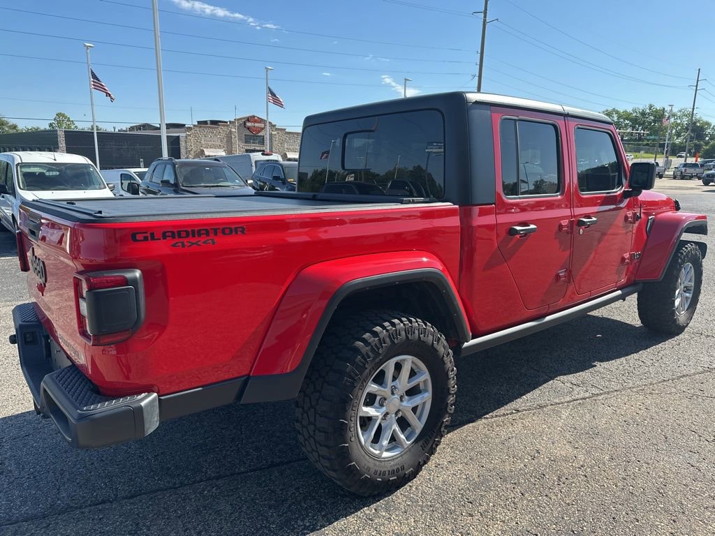 Used 2023 Jeep Gladiator Sport AWD/4WD image 7