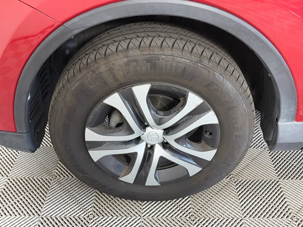Used 2017 Toyota RAV4 LE w/ All Weather Liner Package AWD/4WD image 8