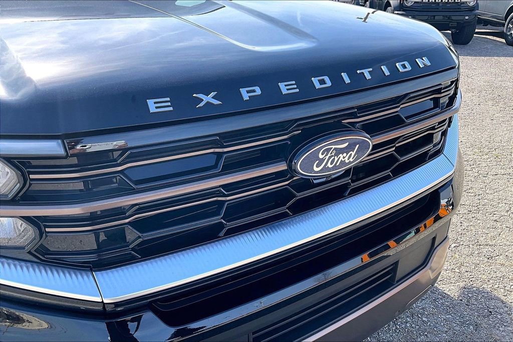 Certified 2025 Ford Expedition King Ranch AWD/4WD image 29