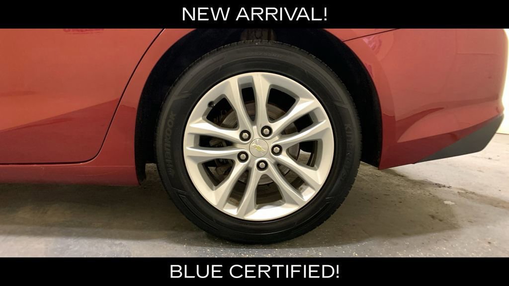 Used 2017 Chevrolet Malibu LT image 22