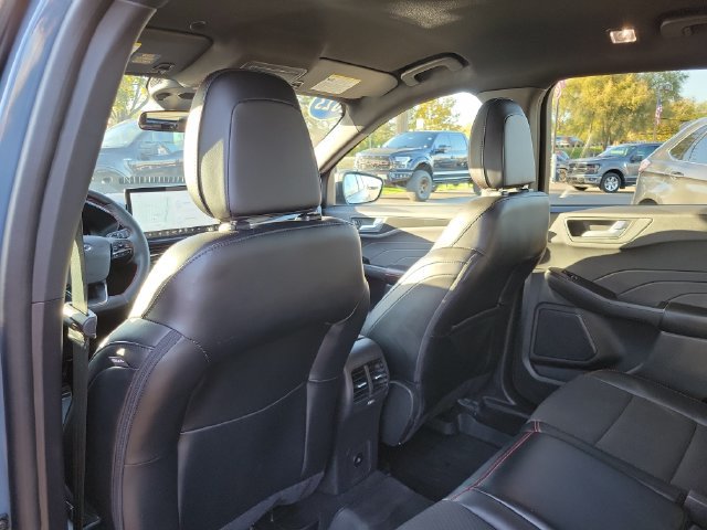 Certified 2023 Ford Escape ST-Line w/ Tech Pack #1 AWD/4WD image 26