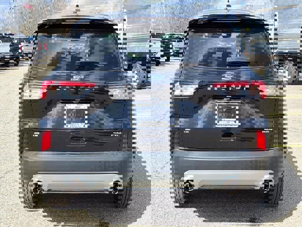 Certified 2022 Ford Escape SE w/ Convenience Package image 4