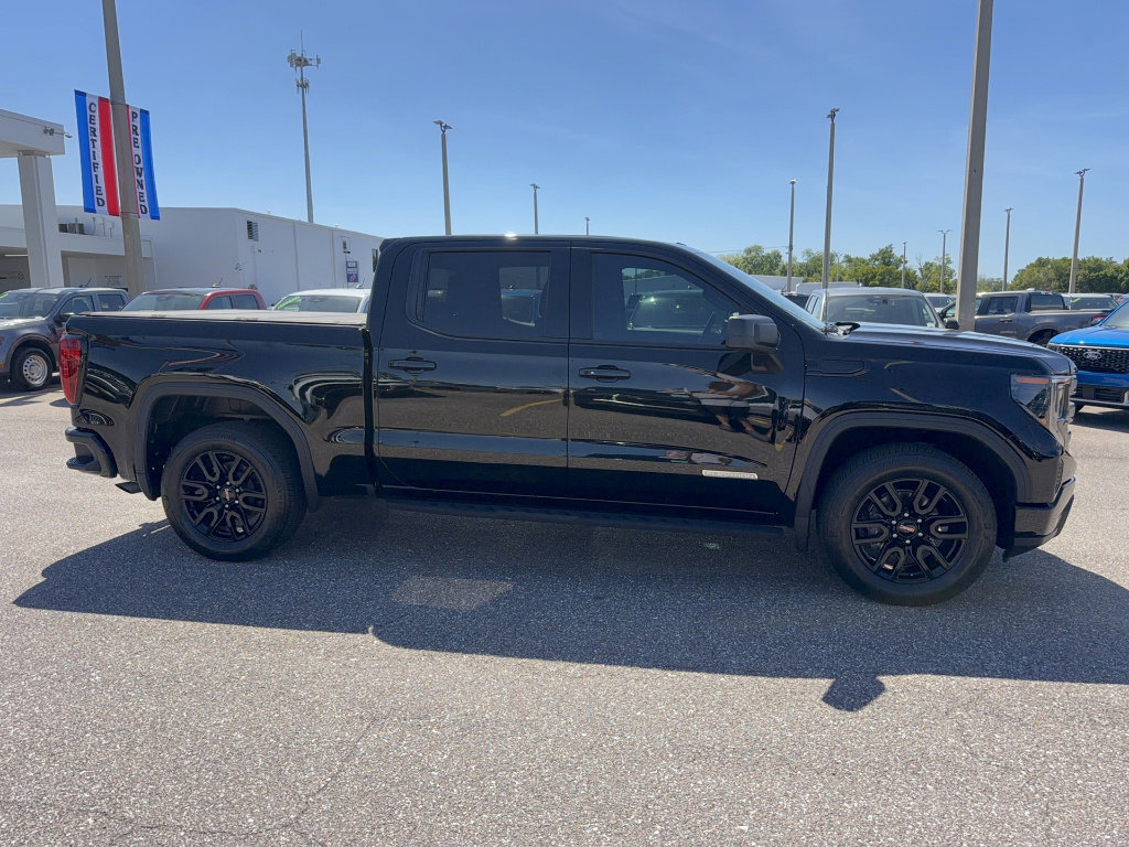 Used 2023 GMC Sierra 1500 Elevation image 2