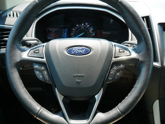 Certified 2018 Ford Edge SEL w/ Equipment Group 201A AWD/4WD image 17