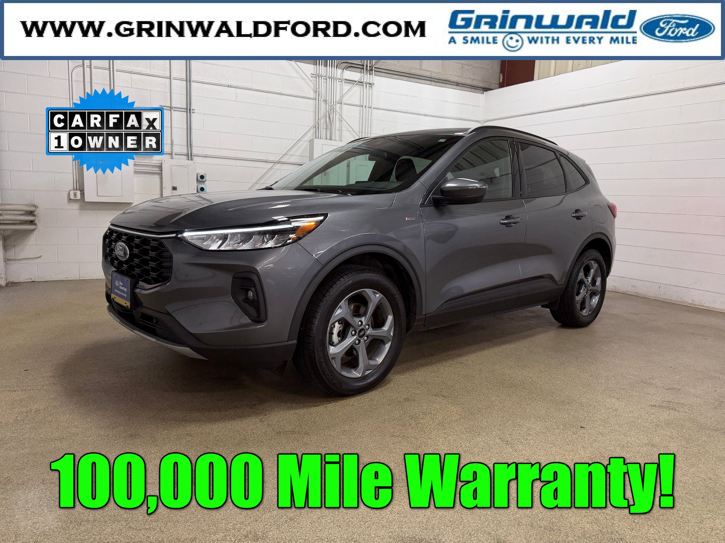 Certified 2025 Ford Escape ST-Line Select AWD/4WD image 1