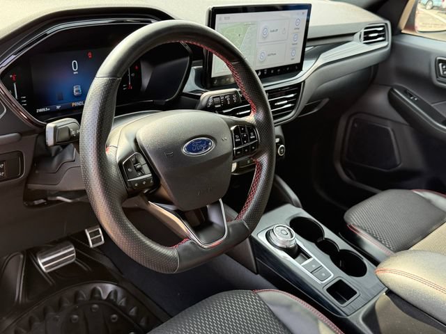 Certified 2024 Ford Escape ST-Line w/ Tech Pack #1 FWD image 18