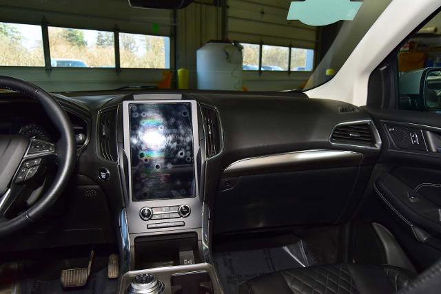 Certified 2023 Ford Edge Titanium w/ Class II Trailer Tow Package AWD/4WD image 17