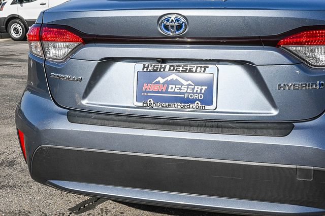 Used 2020 Toyota Corolla LE w/ Carpet Mat Package (TMS) FWD image 11