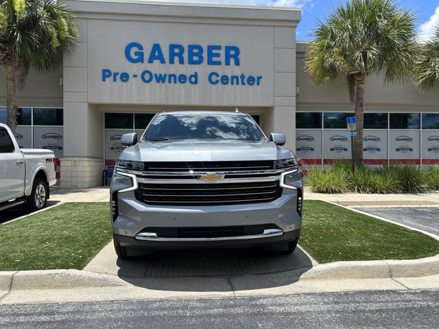 Used 2024 Chevrolet Suburban LT AWD/4WD image 14